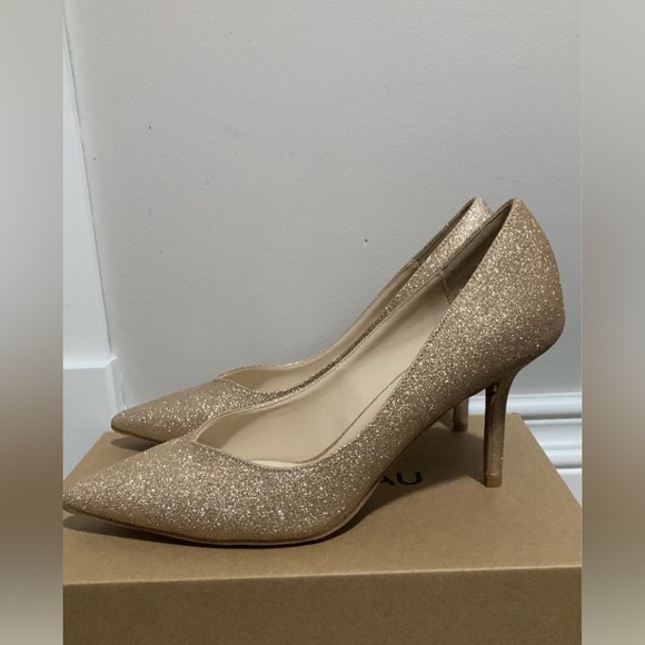 Ponies toe heels - Picture 2 of 3